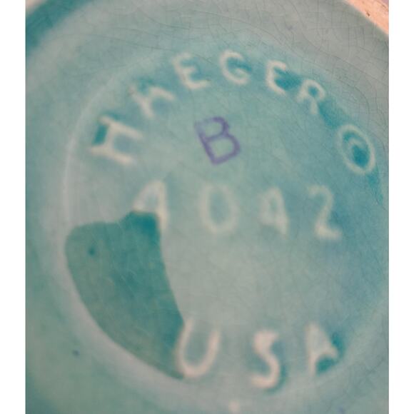 Ombre Blue Glazed Haeger #4042 Pitcher Vase - Picture 9 of 9